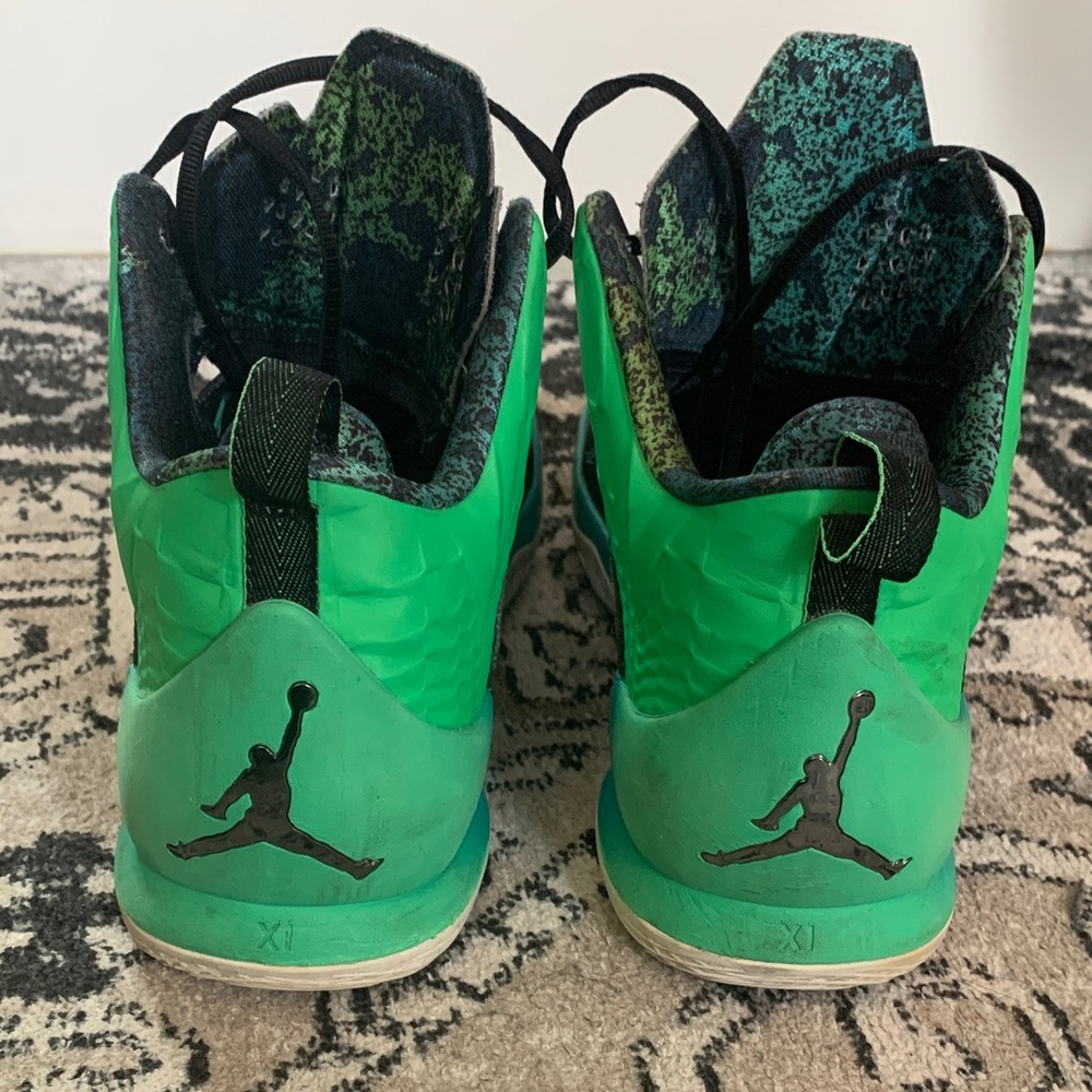 Jordan Melo M11 - Picture 3 of 4